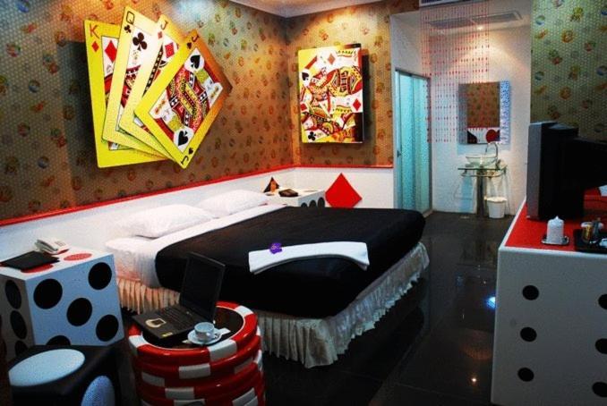 צ'יאנג מאי The Adventure Hotel חדר תמונה